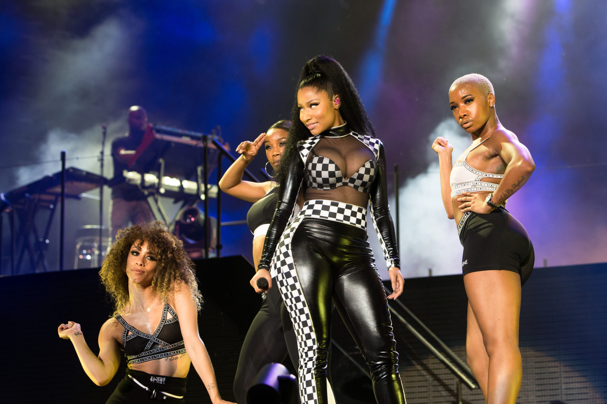 NICKI MINAJ